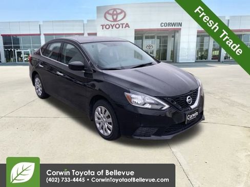 Used 2016 Nissan Sentra SV image 1