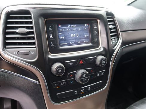 Used 2014 Jeep Grand Cherokee Limited image 13
