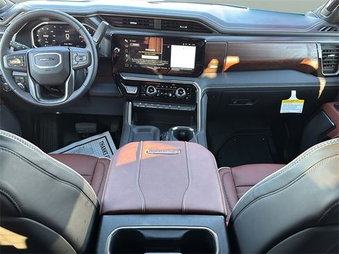 New 2026 GMC Sierra 2500 Denali Ultimate image 9