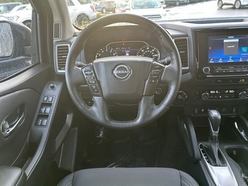 Used 2023 Nissan Frontier SV w/ Technology Package image 8