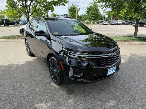 Used 2023 Chevrolet Equinox RS w/ RS Leather Package AWD/4WD image 7