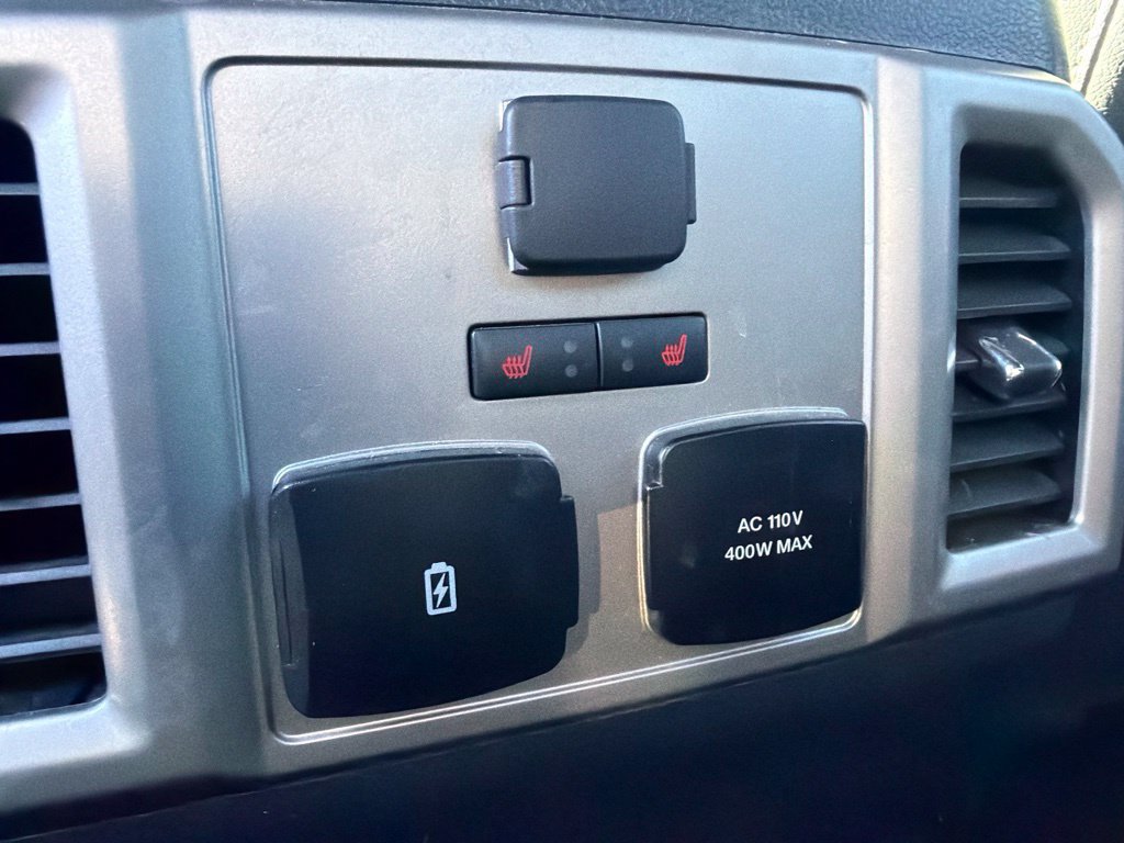 Used 2022 Ford F350 Lariat w/ Tremor Off-Road Package AWD/4WD image 12