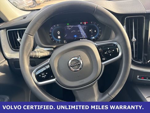 Certified 2025 Volvo XC60 B5 Plus image 21