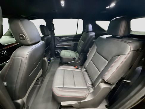Used 2024 Chevrolet Traverse Z71 w/ Enhanced Driving Package AWD/4WD image 27