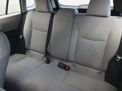 Used 2022 Toyota Corolla Cross L FWD image 9