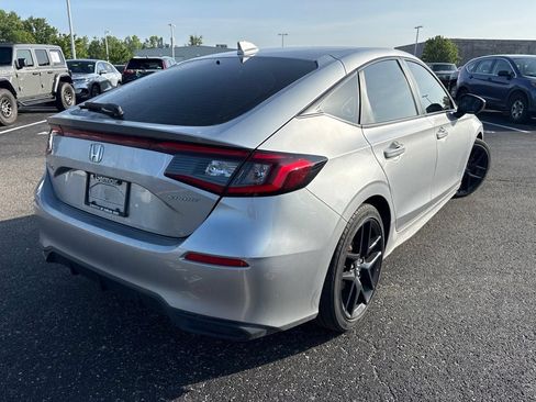 Used 2025 Honda Civic Sport image 10