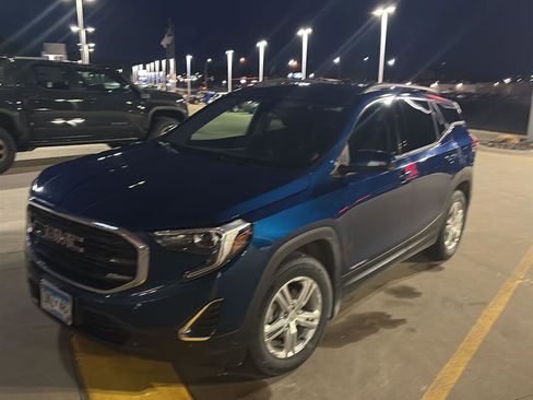 Used 2019 GMC Terrain SLE w/ Driver Convenience Package image 18