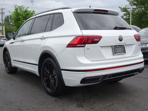 Used 2022 Volkswagen Tiguan SE R-Line AWD/4WD image 3