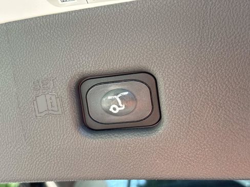 Used 2020 Lincoln Nautilus Reserve w/ Equipment Group 201A AWD/4WD image 33