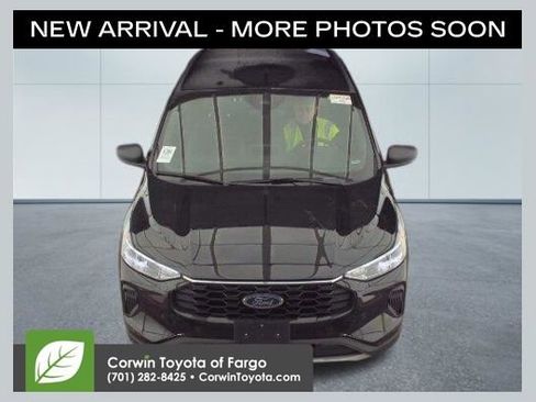 Used 2025 Ford Escape ST-Line image 1