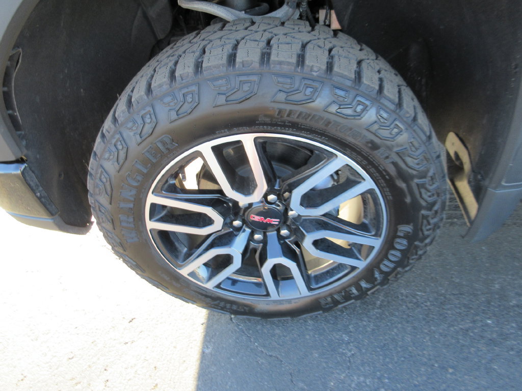 Certified 2026 GMC Sierra 1500 AT4 w/ AT4 Premium Package AWD/4WD image 15