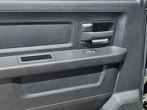 Used 2024 RAM 2500 Tradesman w/ Chrome Appearance Group AWD/4WD image 15