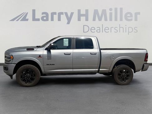 Used 2022 RAM 2500 Laramie AWD/4WD image 2