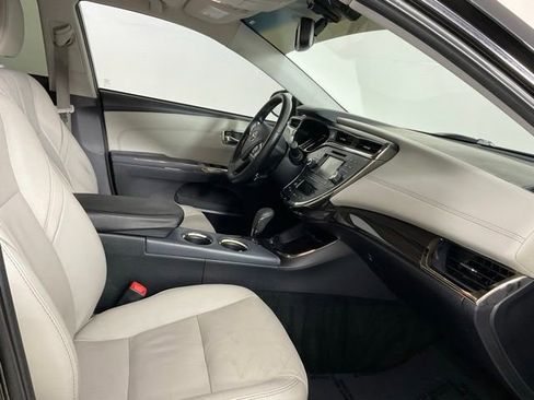 Used 2013 Toyota Avalon XLE Touring w/ Preferred Accessory Package FWD image 14