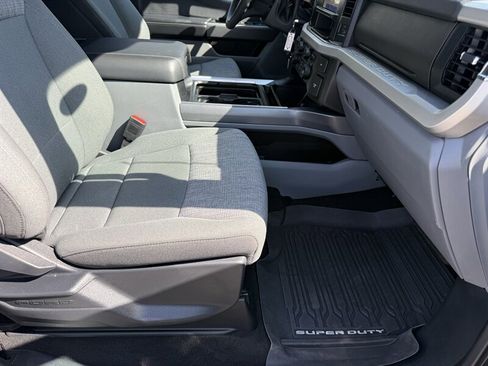 Used 2025 Ford F350 XLT w/ 360-Degree Camera Package image 9