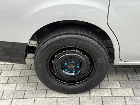 Used 2015 Nissan NV200 SV w/ Technology Package FWD image 39