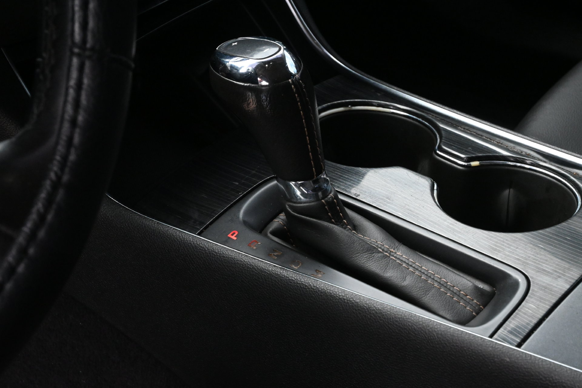 Used 2019 Chevrolet Impala LT FWD image 14