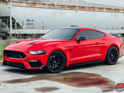 Used 2019 Ford Mustang GT w/ Black Accent Package RWD image 37