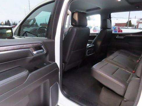 Used 2023 Chevrolet Silverado 1500 LTZ w/ Technology Package AWD/4WD image 21