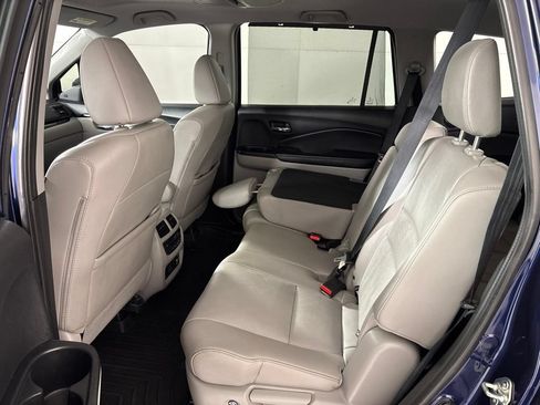 Used 2019 Honda Pilot Touring image 29
