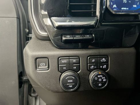 Used 2024 Chevrolet Silverado 2500 High Country w/ High Country Premium Package AWD/4WD image 19