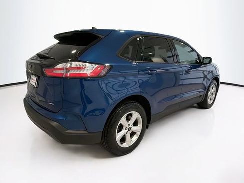 Used 2023 Ford Edge SE AWD/4WD image 6