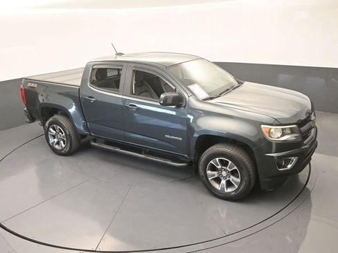 Used 2017 Chevrolet Colorado Z71 RWD image 17