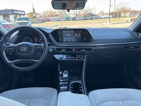 Used 2023 Hyundai Sonata Blue image 16