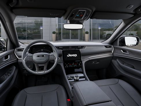 New 2025 Jeep Grand Cherokee L Limited AWD/4WD image 29