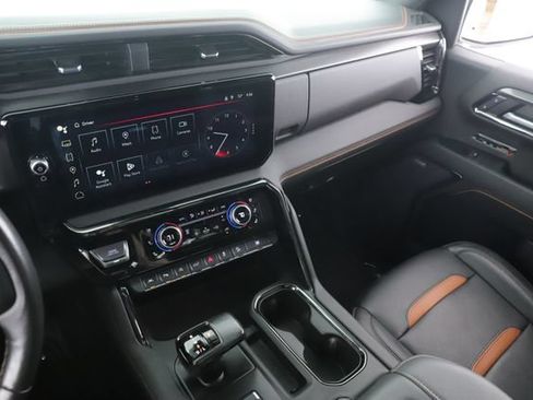Used 2022 GMC Sierra 1500 AT4 w/ AT4 Premium Package AWD/4WD image 27