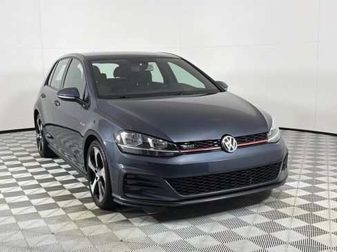 Used 2018 Volkswagen GTI S FWD image 3
