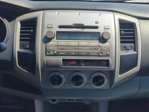 Used 2010 Toyota Tacoma PreRunner RWD image 18
