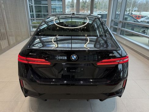 New 2026 BMW 530i xDrive w/ M Sport Package image 5