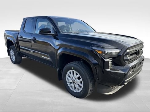 New 2026 Toyota Tacoma SR5 image 7
