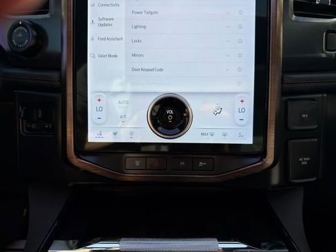 Used 2023 Ford F150 Lightning Lariat w/ Equipment Group 511A High image 43