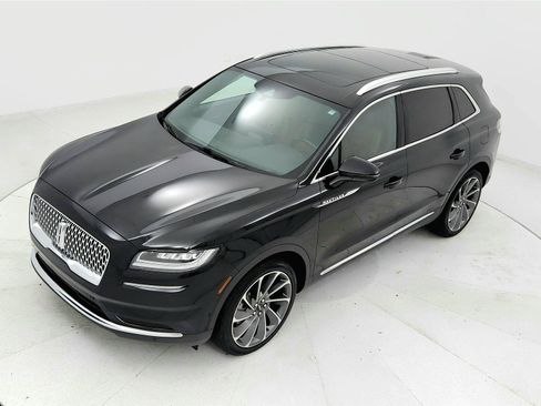 Used 2022 Lincoln Nautilus Reserve w/ Equipment Group 201A AWD/4WD image 13