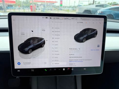 Used 2024 Tesla Model Y Long Range image 12