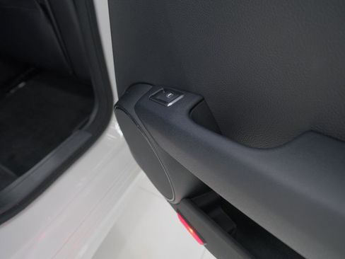 Used 2014 Mercedes-Benz C 250 Sedan image 42