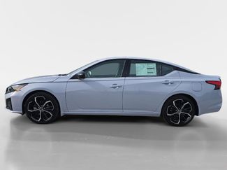 New 2025 Nissan Altima 2.5 SR video 2