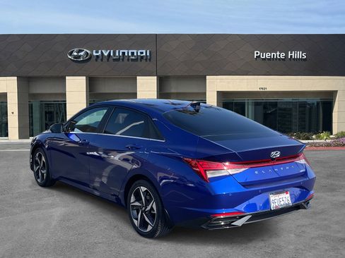 Certified 2023 Hyundai Elantra Limited image 4