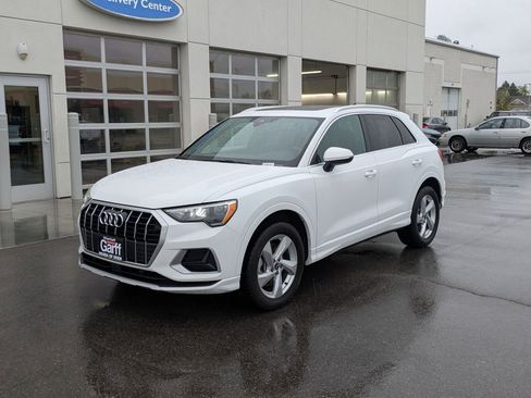 Used 2021 Audi Q3 2.0T Premium AWD/4WD image 10