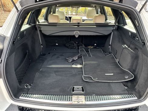 Certified 2022 Mercedes-Benz E 450 4MATIC All-Terrain Wagon image 21