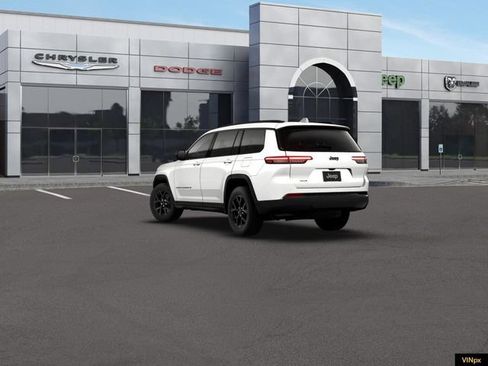 New 2026 Jeep Grand Cherokee L 4WD image 5