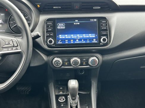 Certified 2024 Nissan Kicks SV image 15