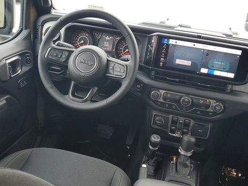 New 2026 Jeep Gladiator Sport image 11