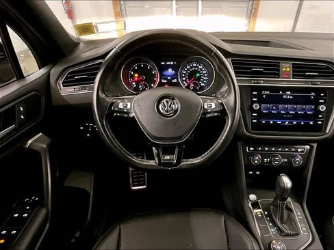Used 2021 Volkswagen Tiguan SE R-Line w/ 3rd Row Seat Package AWD/4WD image 5