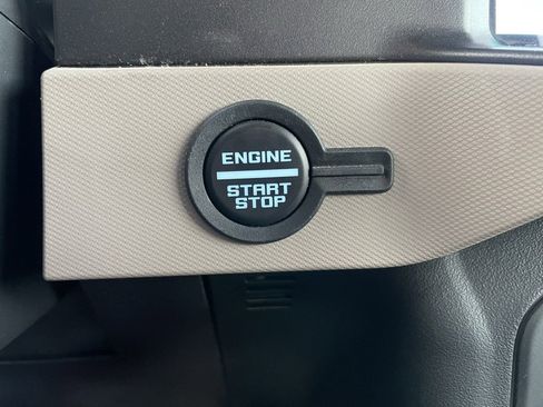 Used 2022 Ford Bronco Wildtrak image 50