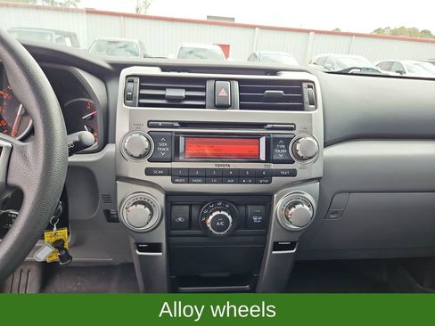 Used 2013 Toyota 4Runner SR5 w/ Convenience Pkg image 16