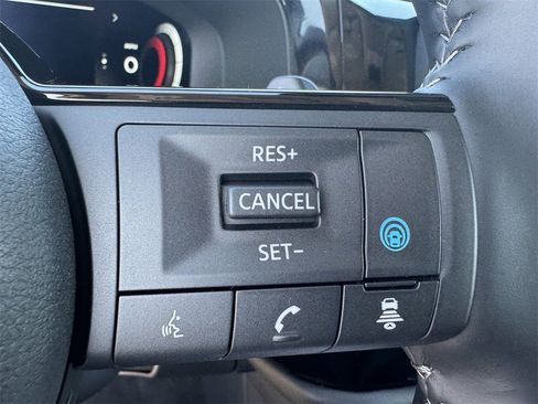 New 2025 Nissan Pathfinder Platinum w/ Lighting Package (N93) image 29