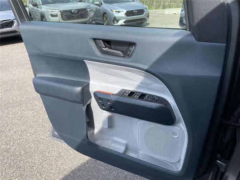 Used 2024 Ford Maverick XLT w/ XLT Luxury Package AWD/4WD image 18